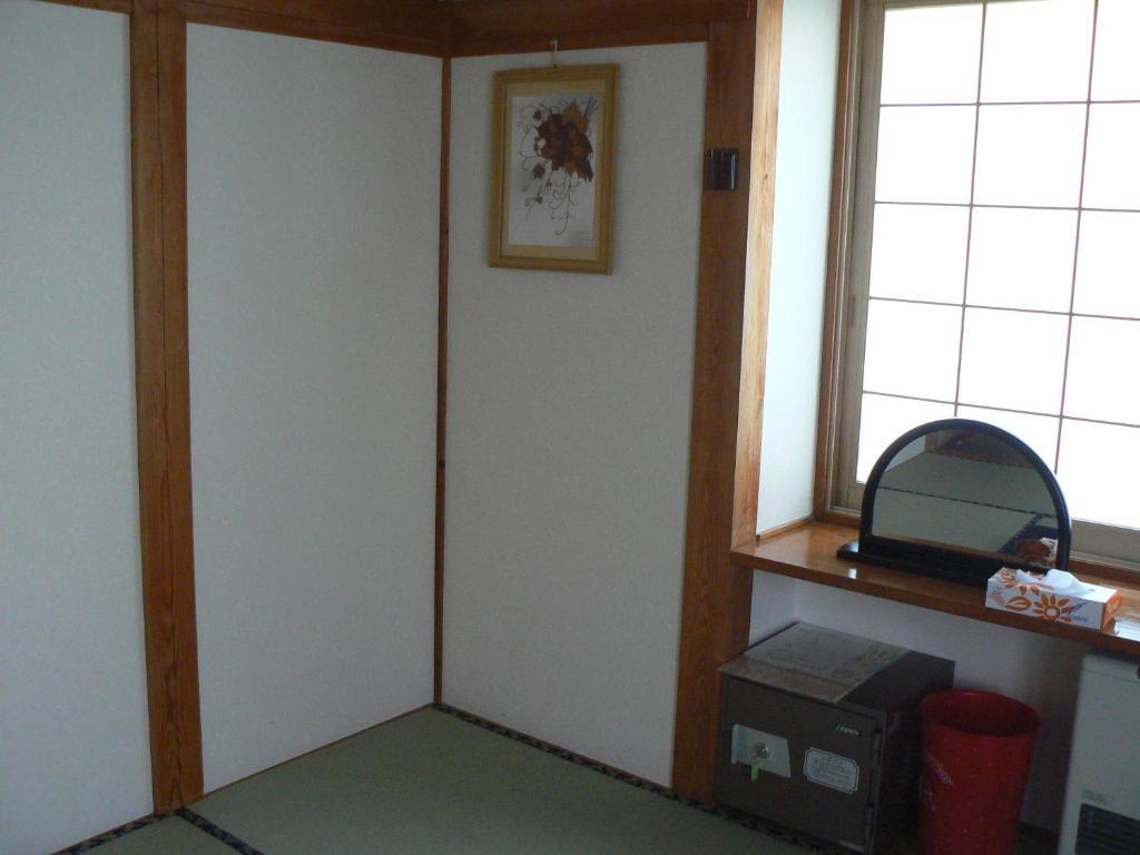 Fureai No Yado Yasuragi Hotell Nozawaonsen Rum bild